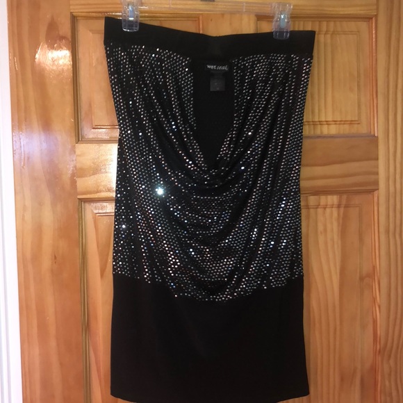 Dress - Picture 2 of 3